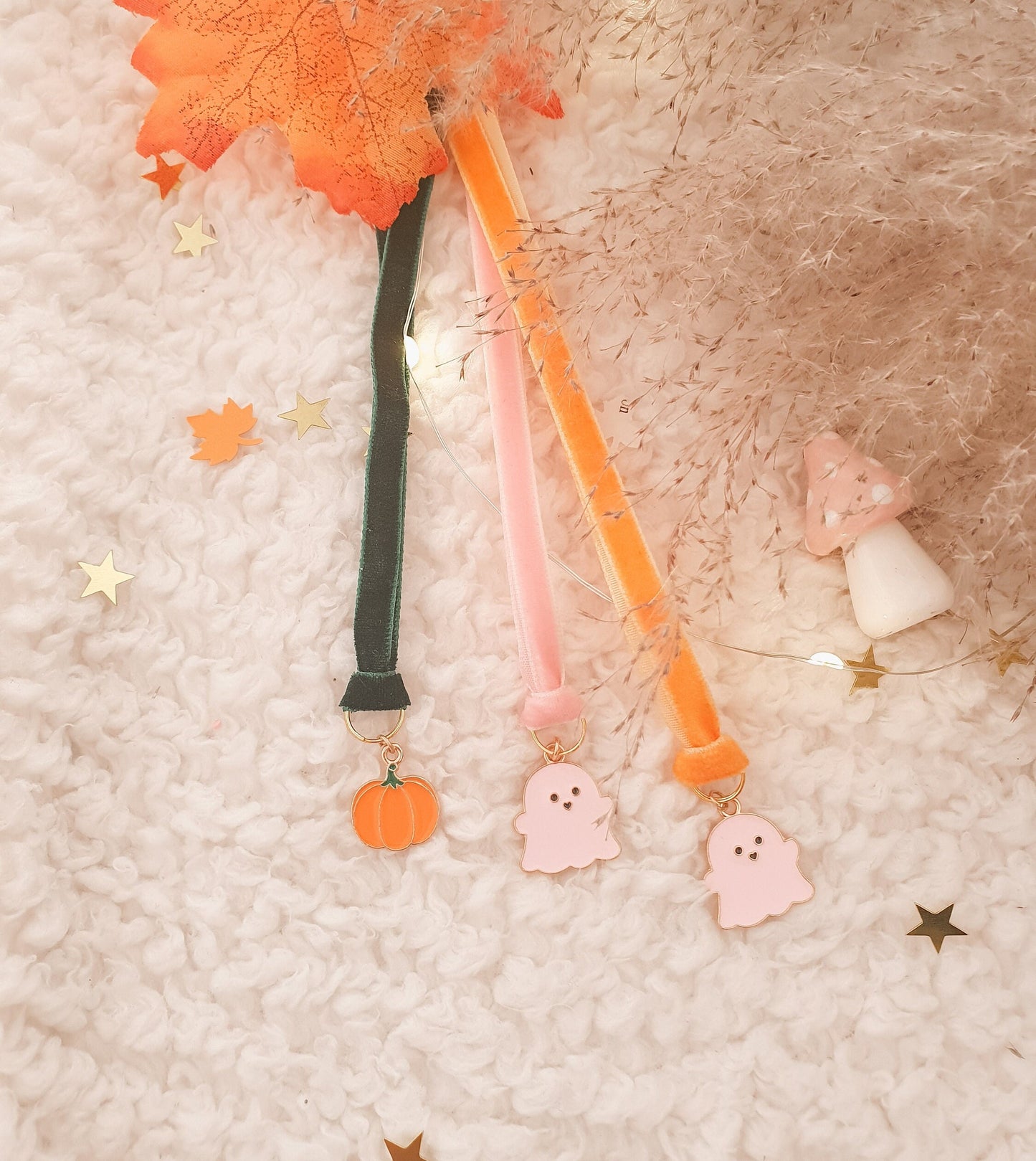 Cute Ghost Charm Bookmark | Charm and Ribbon Bookmark | Small Bookmark | Velvet Ribbon | Pink Ghost | Autumn Bookmark | Halloween Bookmark