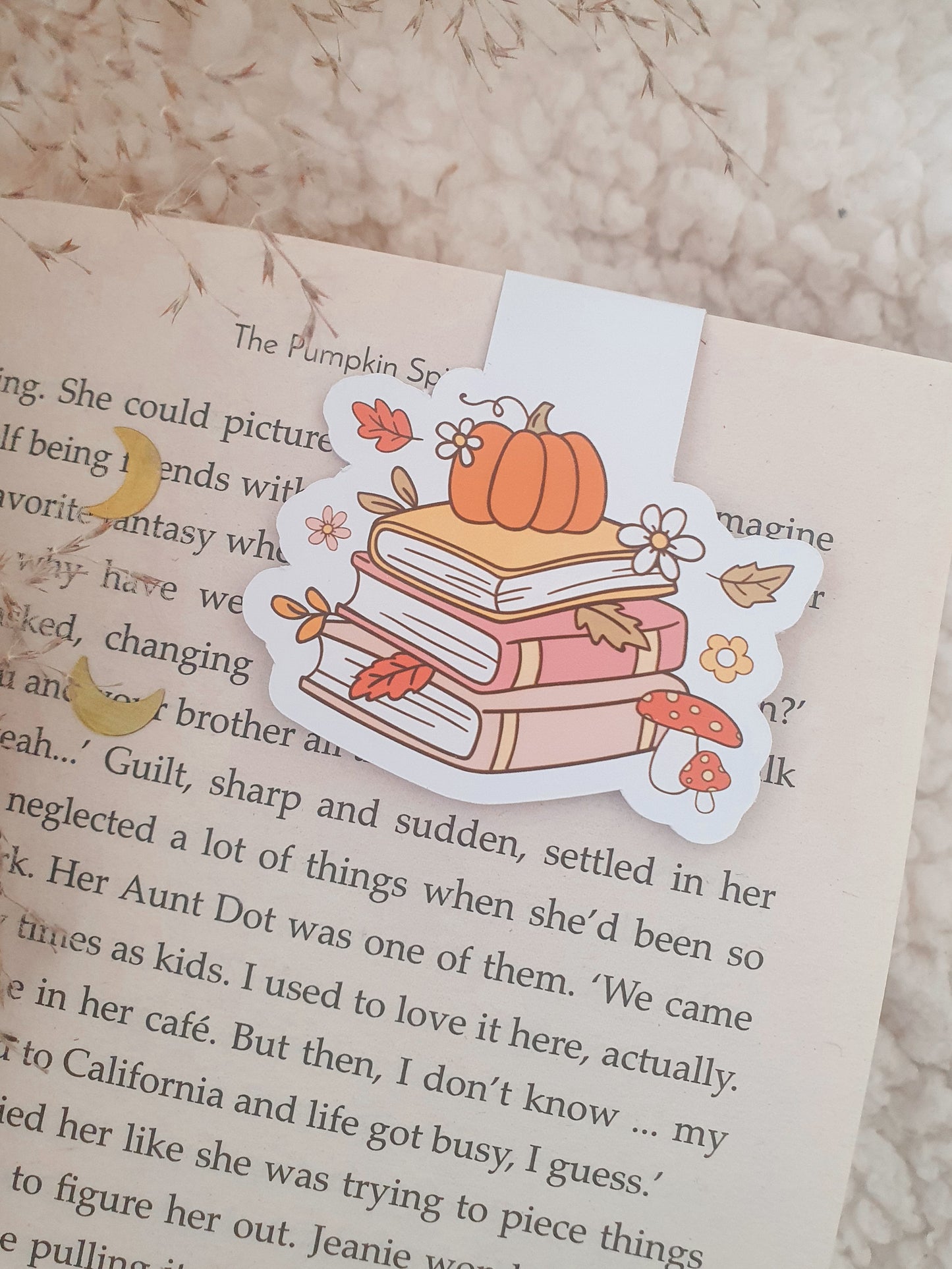 Magnetic Bookmark Pumpkin Book Stack | Autumn Bookmark