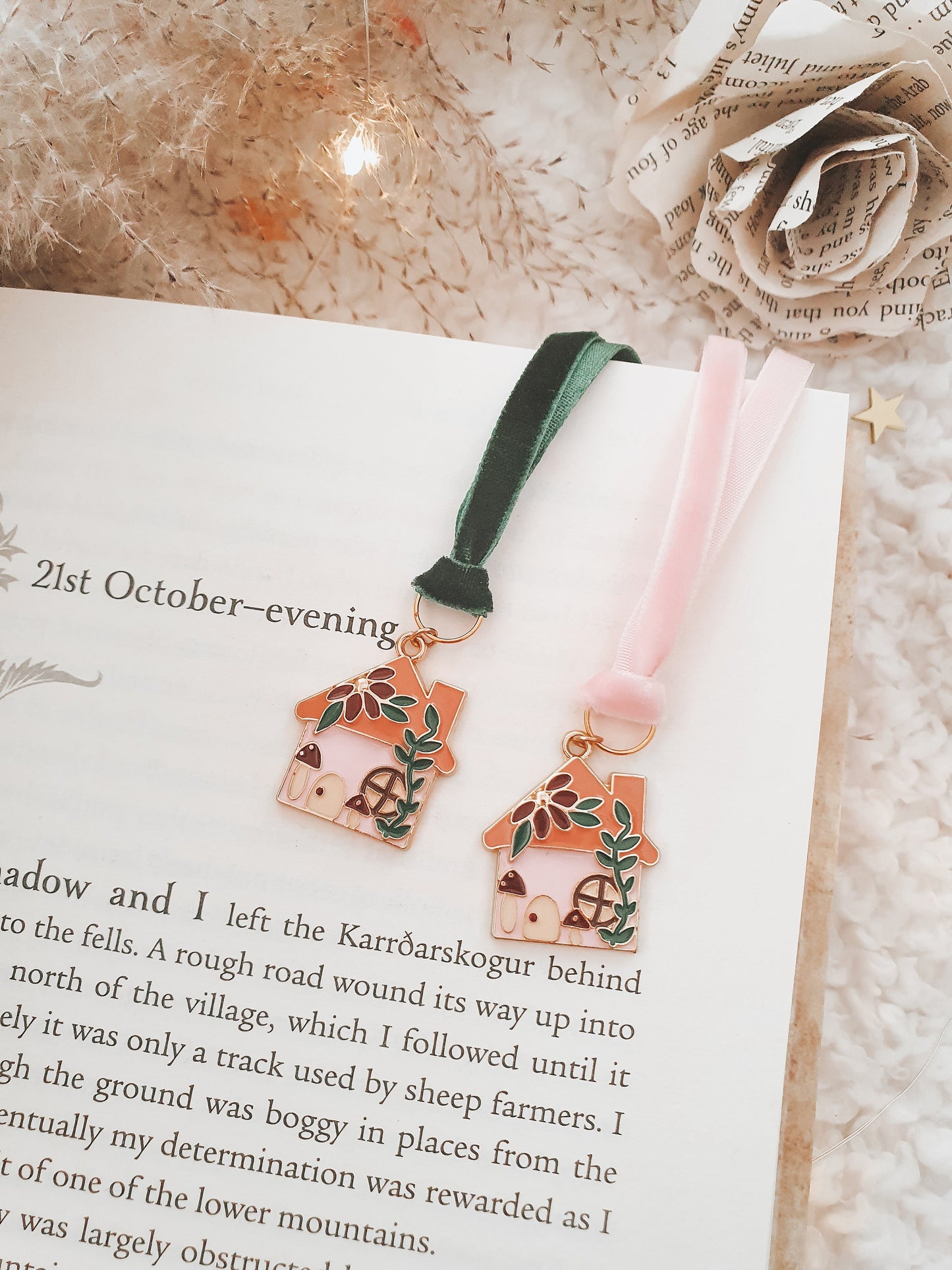Cosy Cottage Charm Bookmark
